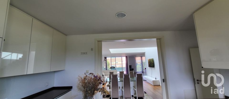 Moradia T4 em Cascais e Estoril de 251 m²