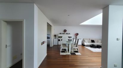 House T4 in Cascais e Estoril of 251 m²