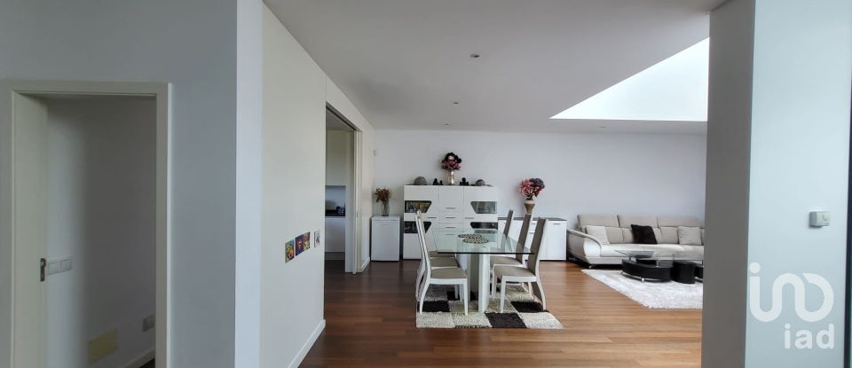 Moradia T4 em Cascais e Estoril de 251 m²