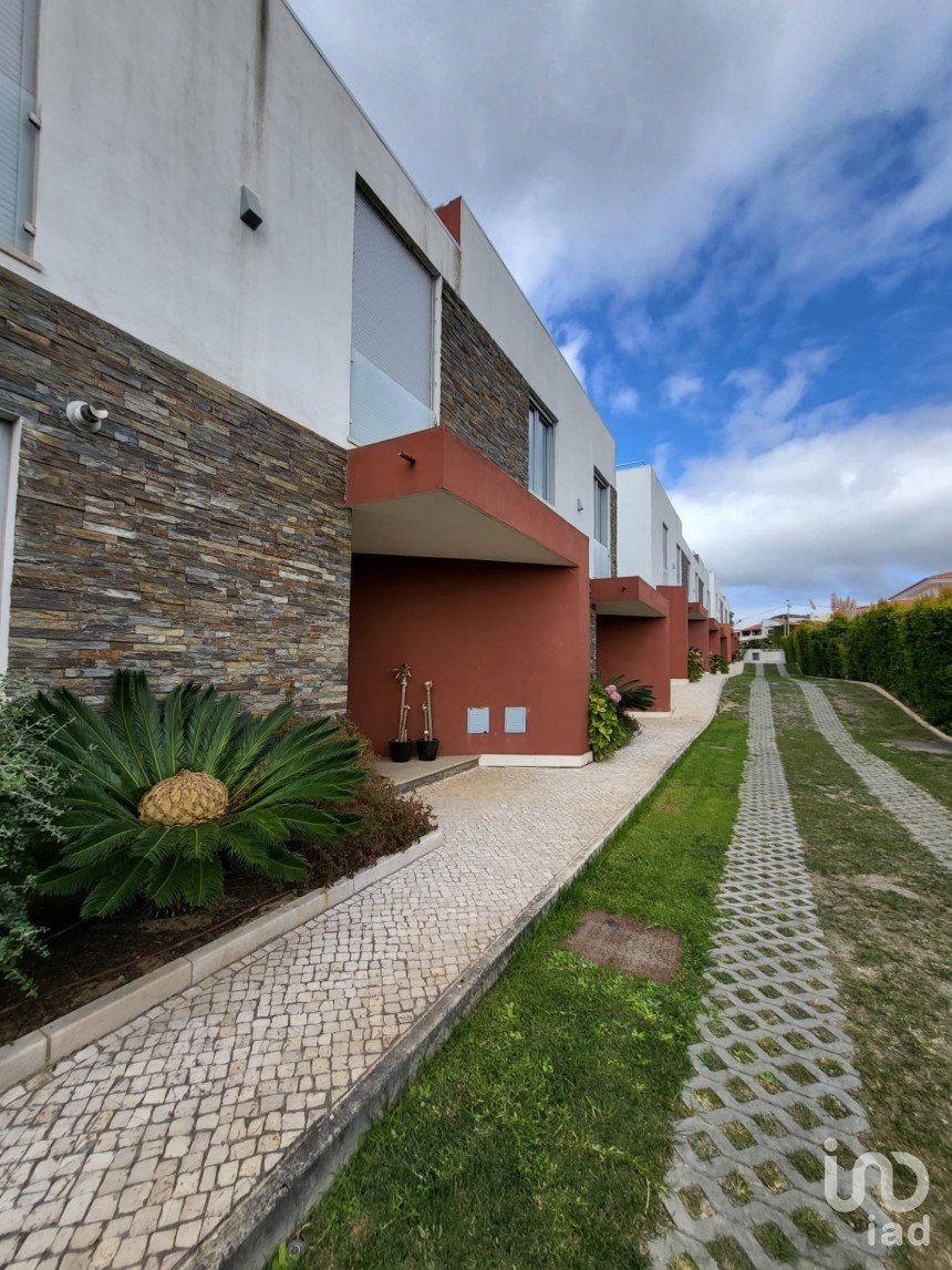 Moradia T4 em Cascais e Estoril de 251 m²