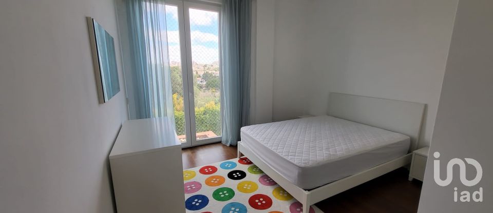 Moradia T4 em Cascais e Estoril de 251 m²