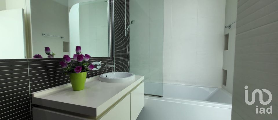 Moradia T4 em Cascais e Estoril de 251 m²