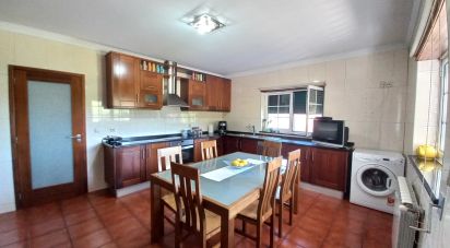 Gîte T4 à Aborim de 196 m²