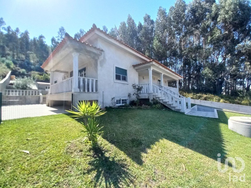 Gîte T4 à Aborim de 196 m²