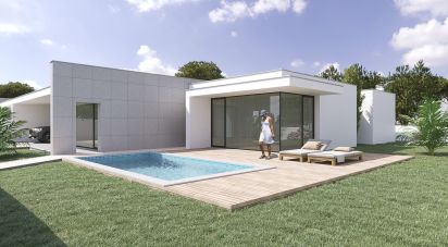 Maison de ville T4 à Aljubarrota de 197 m²