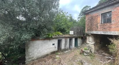 Maison de village T4 à Bárrio e Cepões de 83 m²
