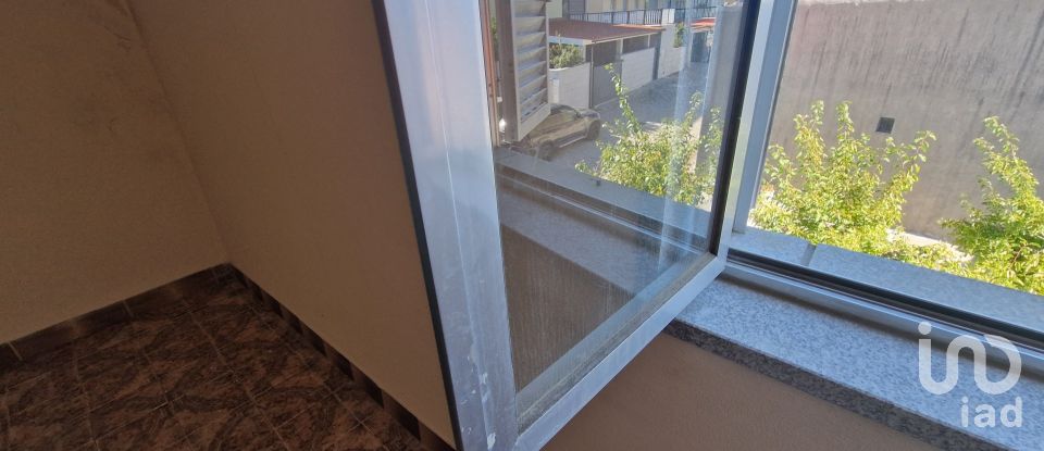 House T5 in Aguiar da Beira e Coruche of 144 m²