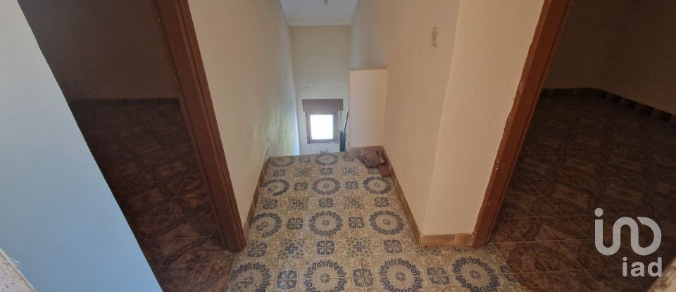 House T5 in Aguiar da Beira e Coruche of 144 m²