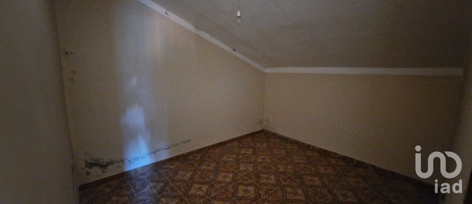 House T5 in Aguiar da Beira e Coruche of 144 m²