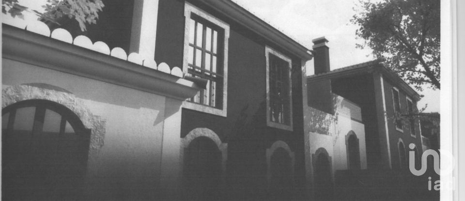 Terrain à São Domingos de Rana de 2 728 m²