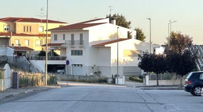 Terrain à Guarda de 635 m²