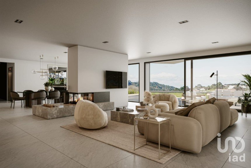 Moradia T4 em A dos Negros de 835 m²