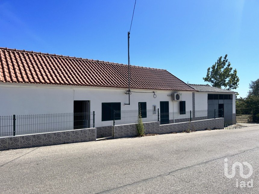Maison traditionnelle T2 à Azoia de Cima e Tremês de 345 m²