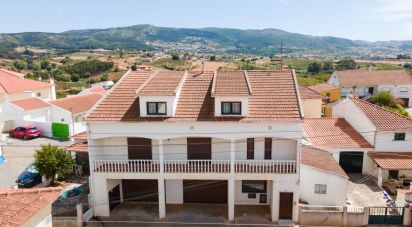 House T4 in Lamas e Cercal of 240 m²