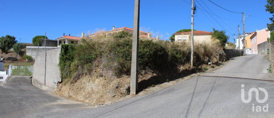 Terrain à Torres Vedras e Matacães de 995 m²