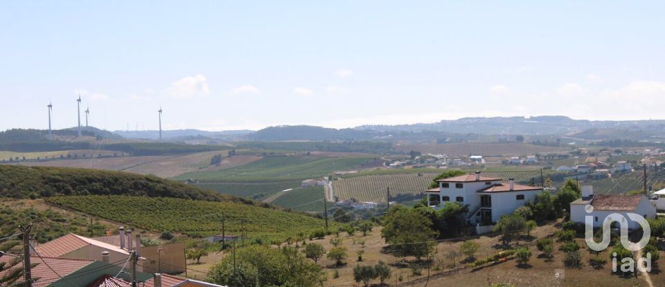 Land in Torres Vedras e Matacães of 995 m²