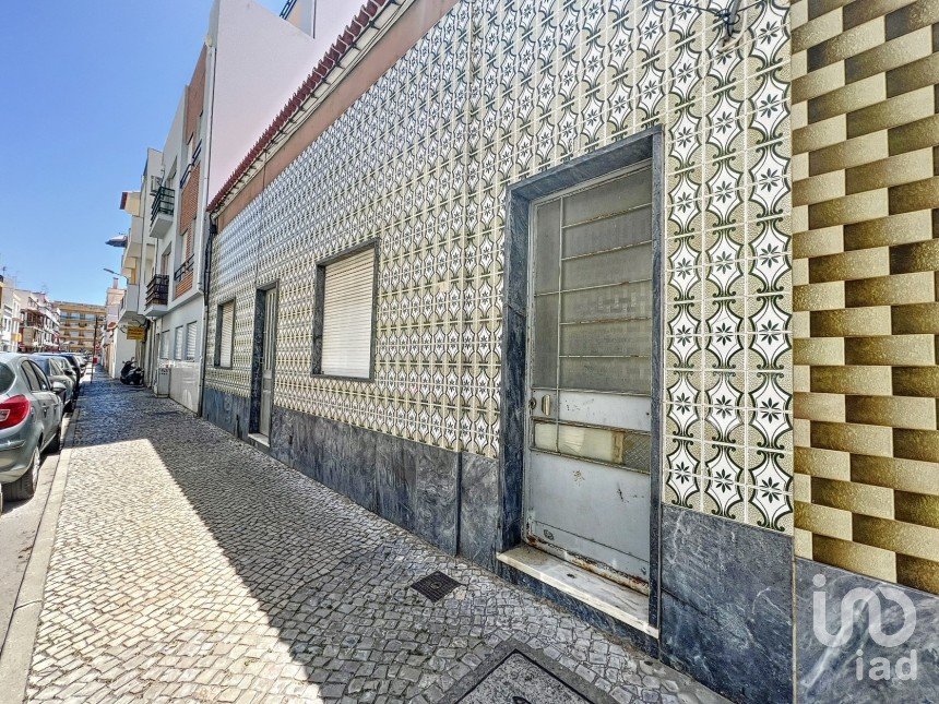 Maison T5 à Vila Real de Santo António de 206 m²