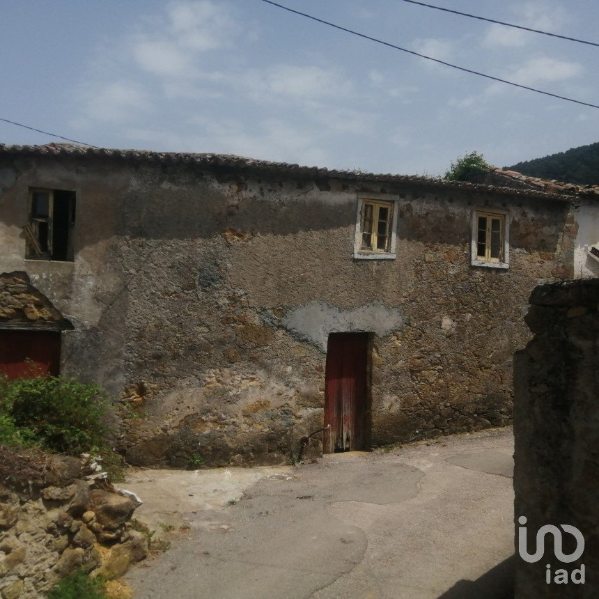 Maison rustique T2 à Vila Nova de 60 m²