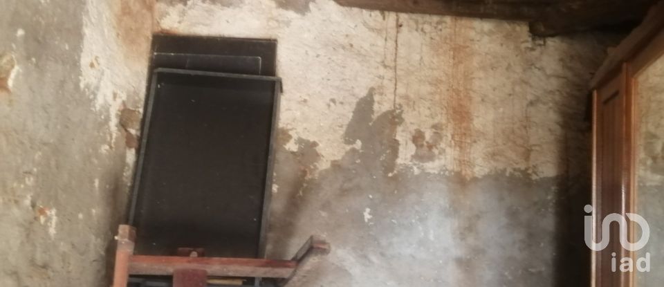 Maison rustique T2 à Vila Nova de 60 m²