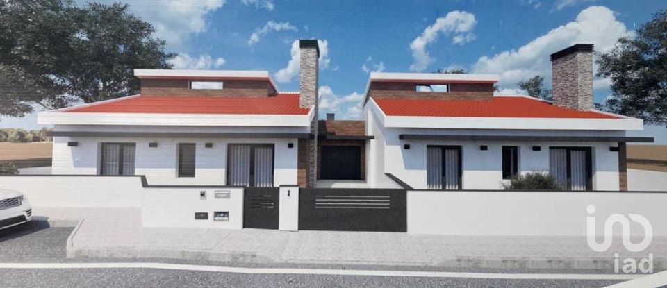 House T3 in Monte Real e Carvide of 150 m²