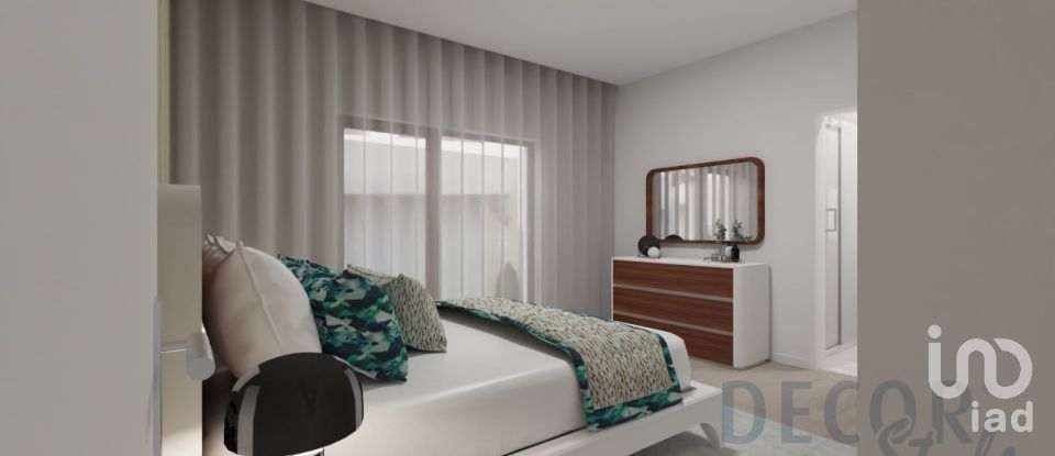 House T2 in Guia, Ilha e Mata Mourisca of 95 m²