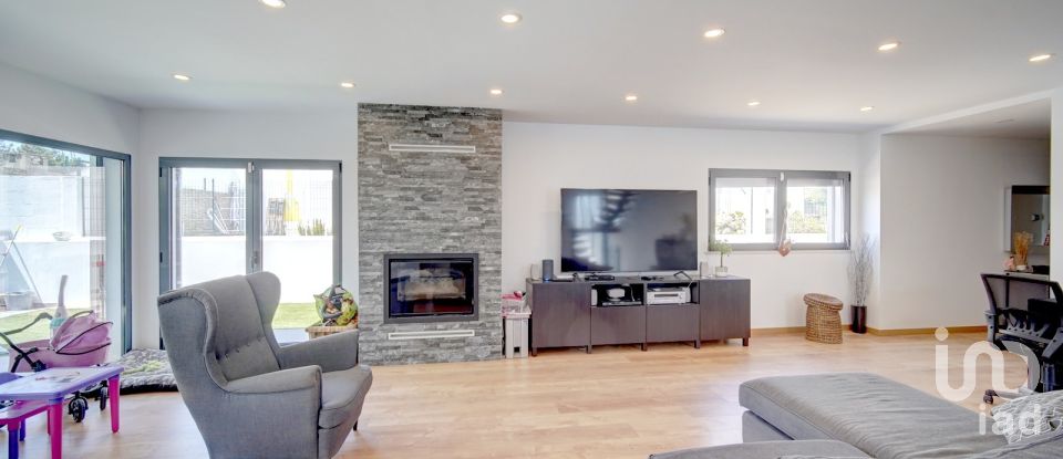 Maison T4 à Amora de 327 m²