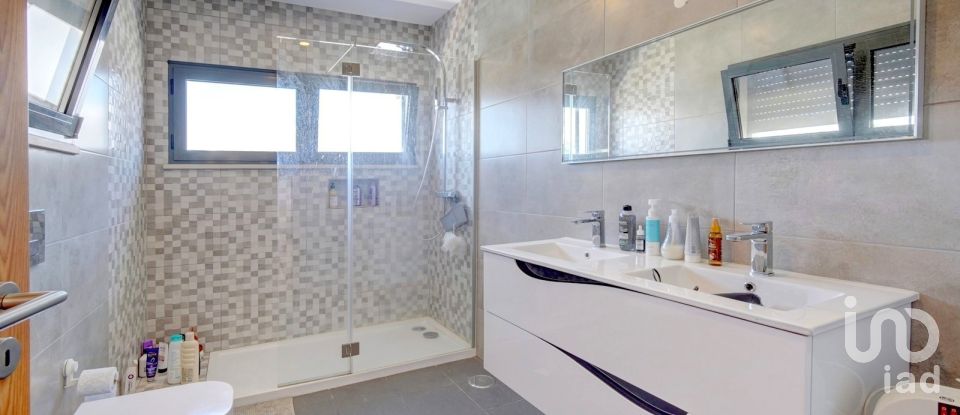 Maison T4 à Amora de 327 m²