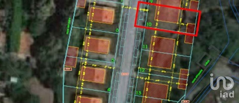 Terreno urbano em Campos e Vila Meã de 420 m²