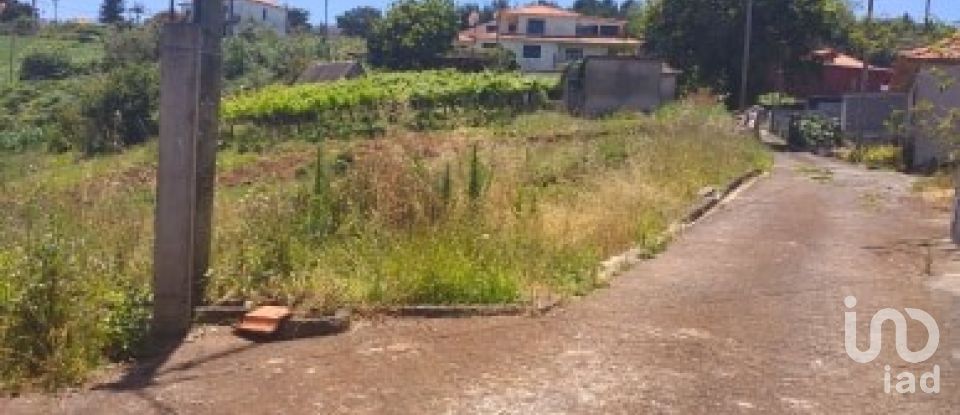 Terrain à bâtir à São Jorge de 1 640 m²