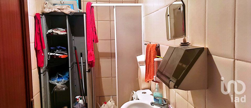 Boutique/Local commercial à Moimenta de Maceira Dão e Lobelhe do Mato de 215 m²