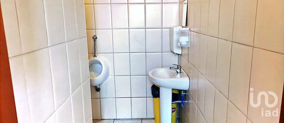 Boutique/Local commercial à Moimenta de Maceira Dão e Lobelhe do Mato de 215 m²