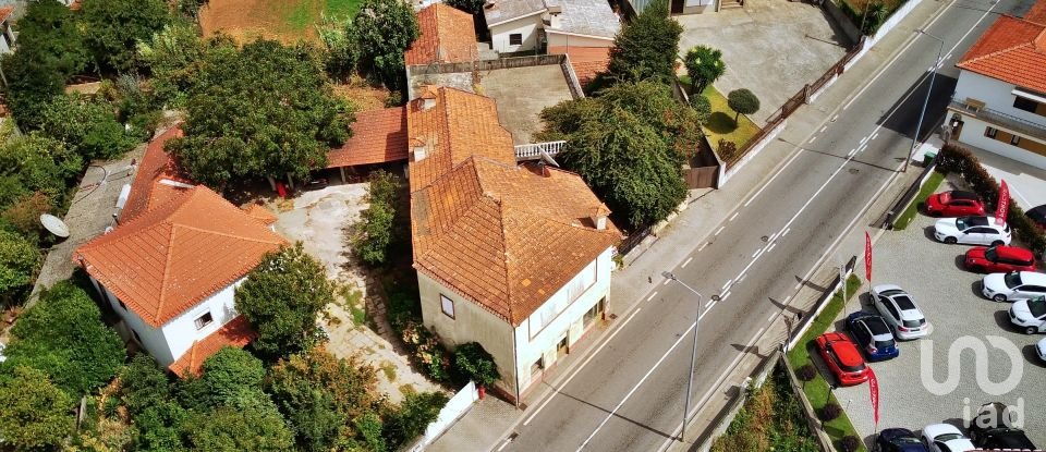 Casa T8 em Bougado (São Martinho e Santiago) de 270 m²