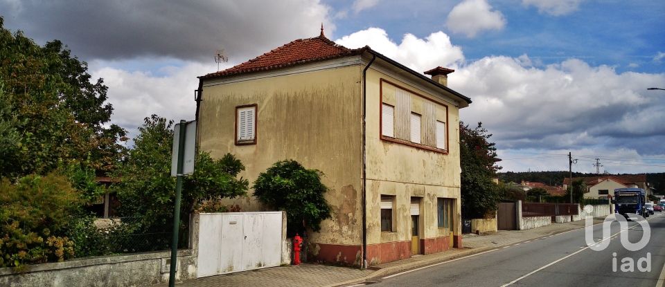 Lodge T8 in Bougado (São Martinho e Santiago) of 270 m²