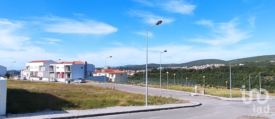 Terrain à Porto de Mós - São João Baptista e São Pedro de 332 m²