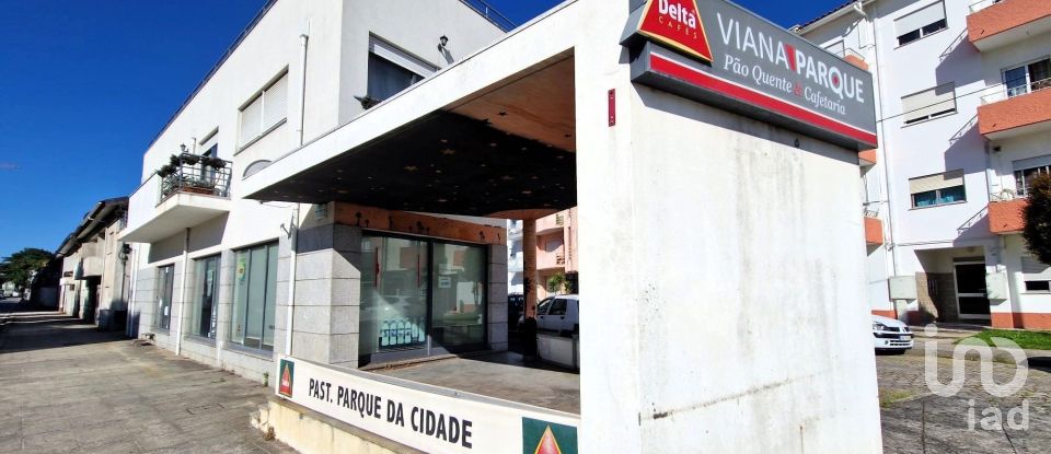 Boutique/Local commercial à Viana do Castelo (Santa Maria Maior e Monserrate) e Meadela de 94 m²