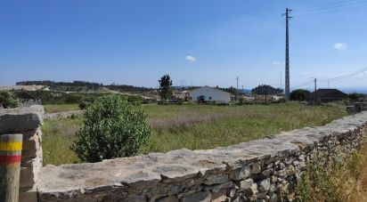 Terrain à Arrimal e Mendiga de 1 770 m²