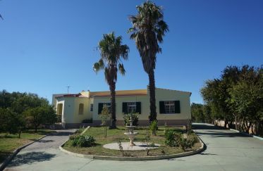 Lodge T4 in Santa Bárbara de Nexe of 260 m²