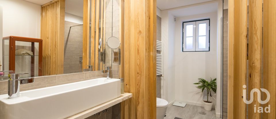 Moradia T5 em Romeira e Várzea de 237 m²