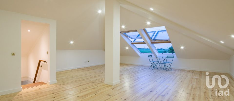 Moradia T5 em Romeira e Várzea de 237 m²