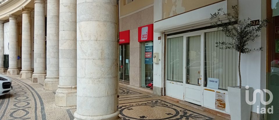 Shop / premises commercial in Cascais e Estoril of 106 m²