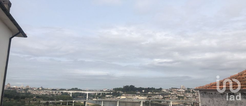 Lodge T4 in Gondomar (São Cosme), Valbom e Jovim of 250 m²