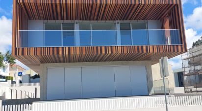 Gîte T3 à Laranjeiro e Feijó de 161 m²