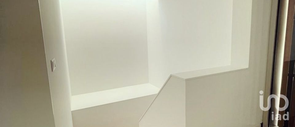 Casa T3 em Laranjeiro e Feijó de 161 m²