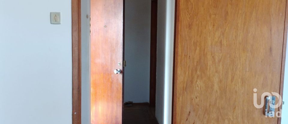 House T4 in São Domingos de Rana of 158 m²