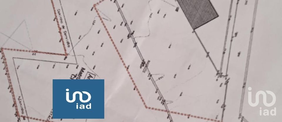 Terreno urbano em Vila Praia de Âncora de 1 748 m²