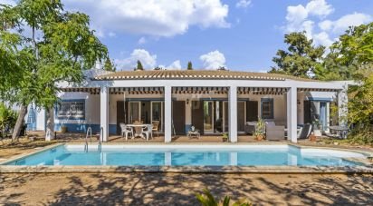 Gîte T4 à Lagoa e Carvoeiro de 188 m²