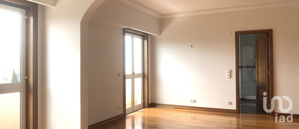 Apartment T5 in Belém of 190 m²
