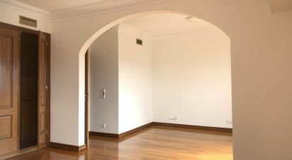 Apartment T5 in Belém of 190 m²