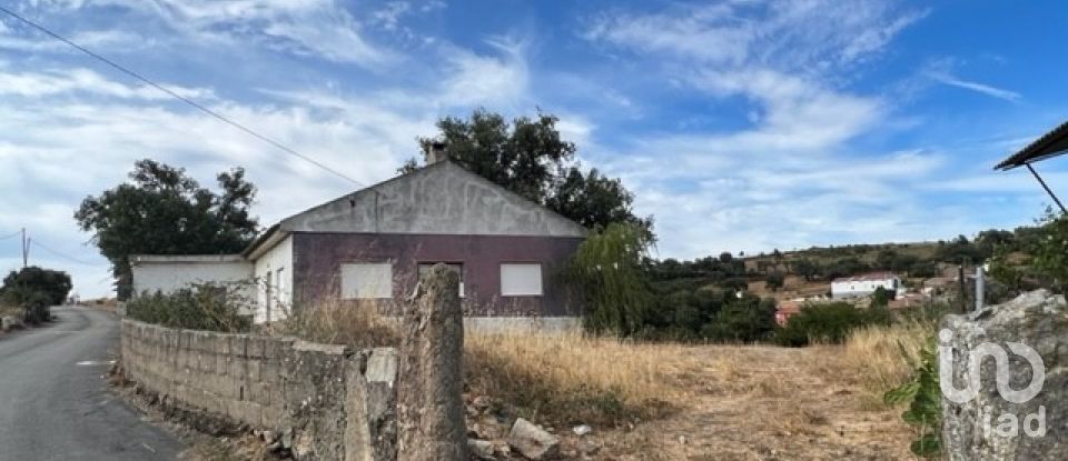 Village house T3 in Mogadouro, Valverde, Vale de Porco e Vilar de Rei of 160 m²