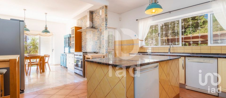 Moradia T6 em Albufeira e Olhos de Água de 375 m²